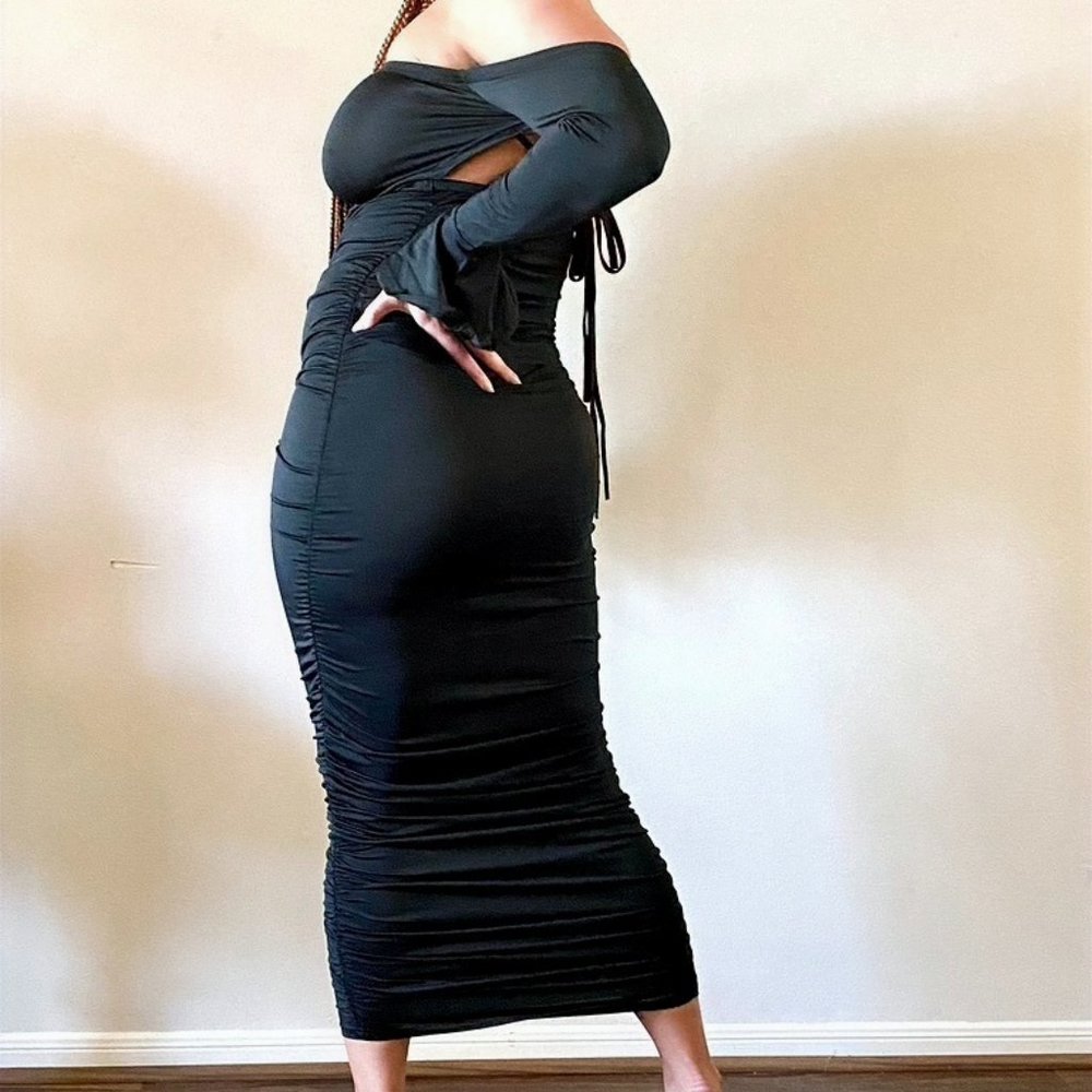 BLACK MAXI DRESS